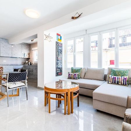 Elegante Y Centrico Alojamiento En Granada Apartamento Exterior foto