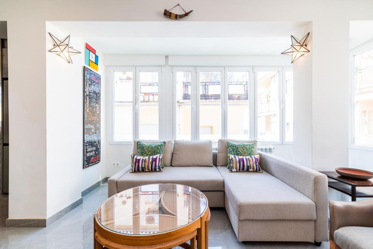 Elegante Y Centrico Alojamiento En Granada Apartamento Exterior foto